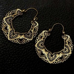 Ornate Boho Bronze Filigree Lace Earrings Brass Gold Hoop Heart Cut Out Hoops